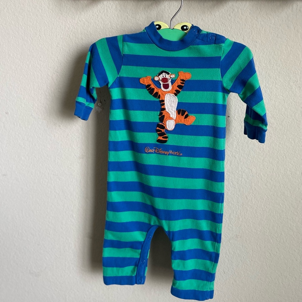 Unisex Striped Green 6 Months Disney Tiger Themed Jumper